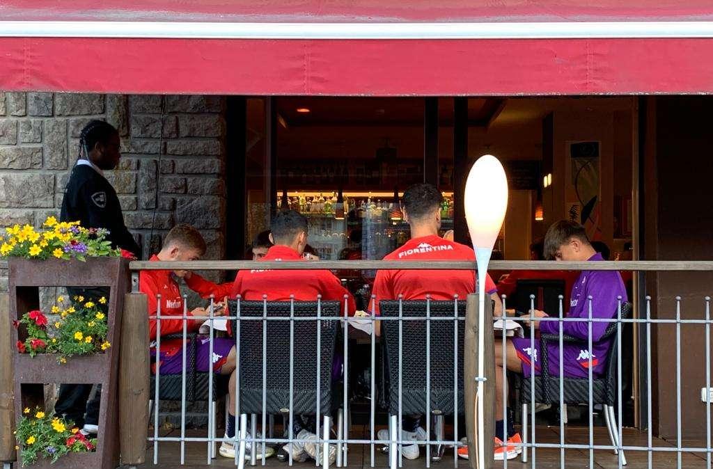 FOTO-VIDEO FV, Cena di squadra in centro a Moena