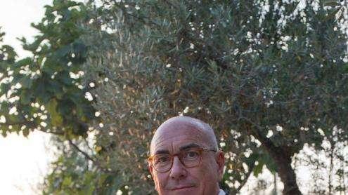 CORVINO DA SOUSA IN PORTOGALLO PER CONVINCERE RUI COSTA A FARE IL DT. IL CORVO: "QUESTA È LA MIA SFIDA PIÙ GRANDE". LE IDEE DI MERCATO: VIA KALINIC, VECINO E BABA. PRESENTAZIONE LA PROSSIMA SETTIMANA. COMMOSSO DA UNO STRISCIONE