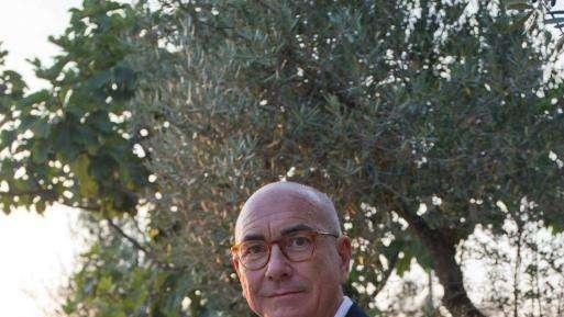ECCO PERCHÉ LA FIORENTINA È FUORI DALLA CHAMPIONS. TUTTI GLI ERRORI DA NON RIPETERE. ADV NON PUÒ ACCONTENTARSI. IL PIANO PER GLI ACQUISTI E LE CESSIONI. SERVE UN LEADER. GIÀ IN EUROPA GRAZIE AL MILAN
