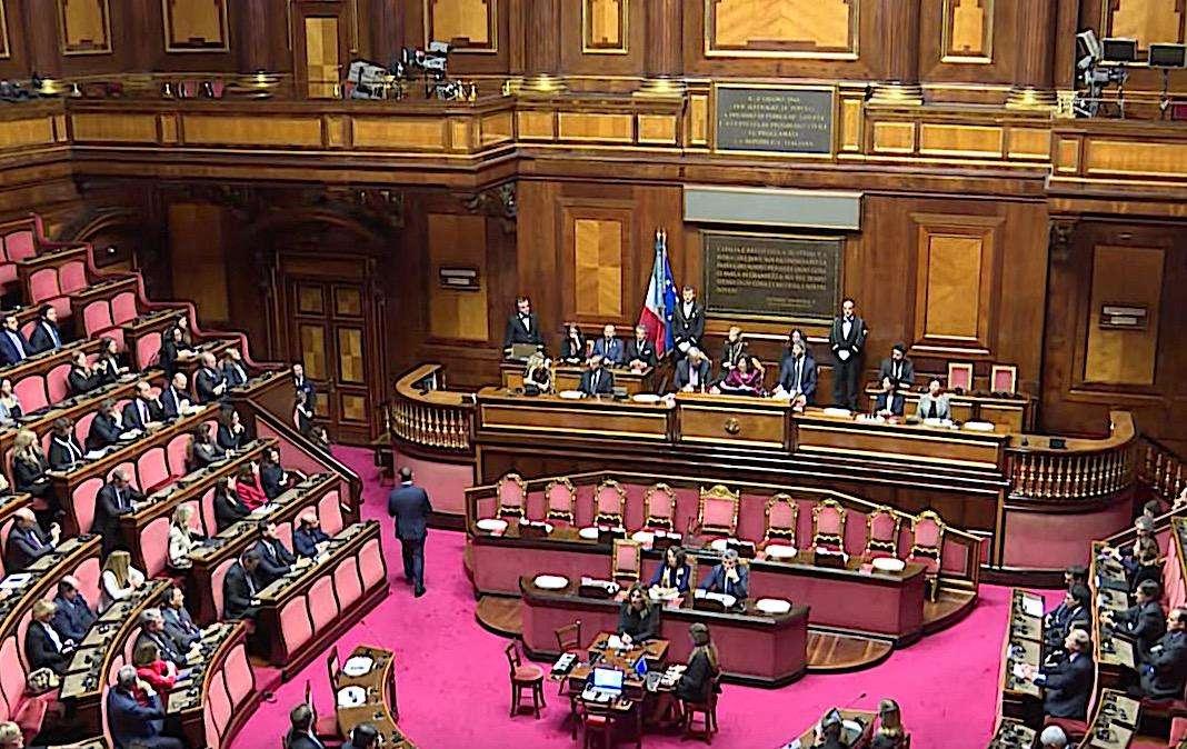 DECRETO SEMPL., Oggi voto in senato. Entro il 14..