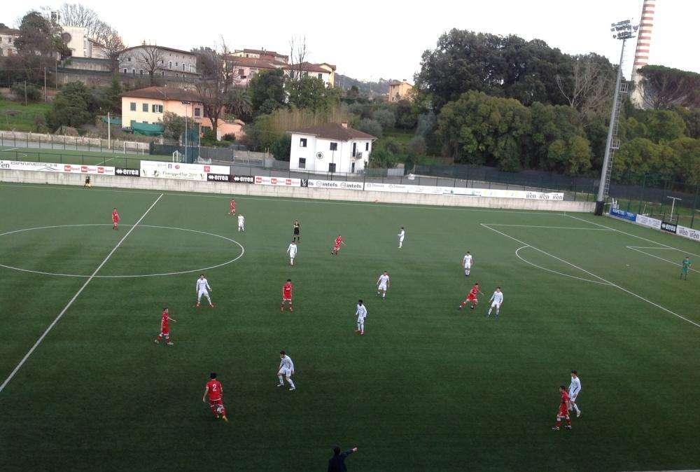 FIO-PER, 0-0 al 45' con poche emozioni in campo
