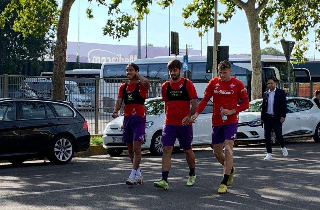 VIDEO FV, La squadra allo stadio: out Sottil. Jovic...