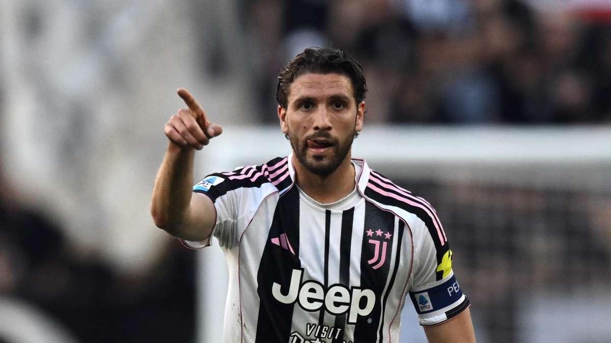 Juventus: ufficializzato il rinnovo di Locatelli, contratto fino al 2030