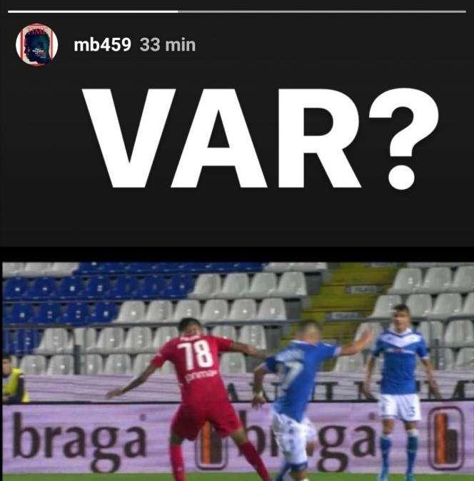 BALOTELLI, Commenta Pulgar-Dessena: "VAR?"