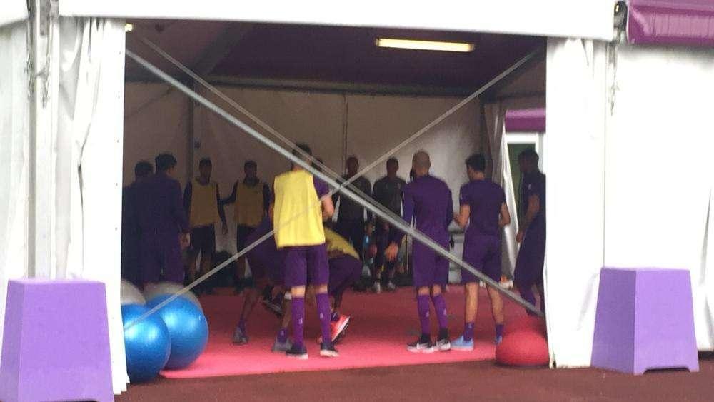 VIDEO FV, Esercizio sui generis con le luci in palestra