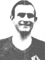 PEDRO PETRONE, Il giocatore misterioso