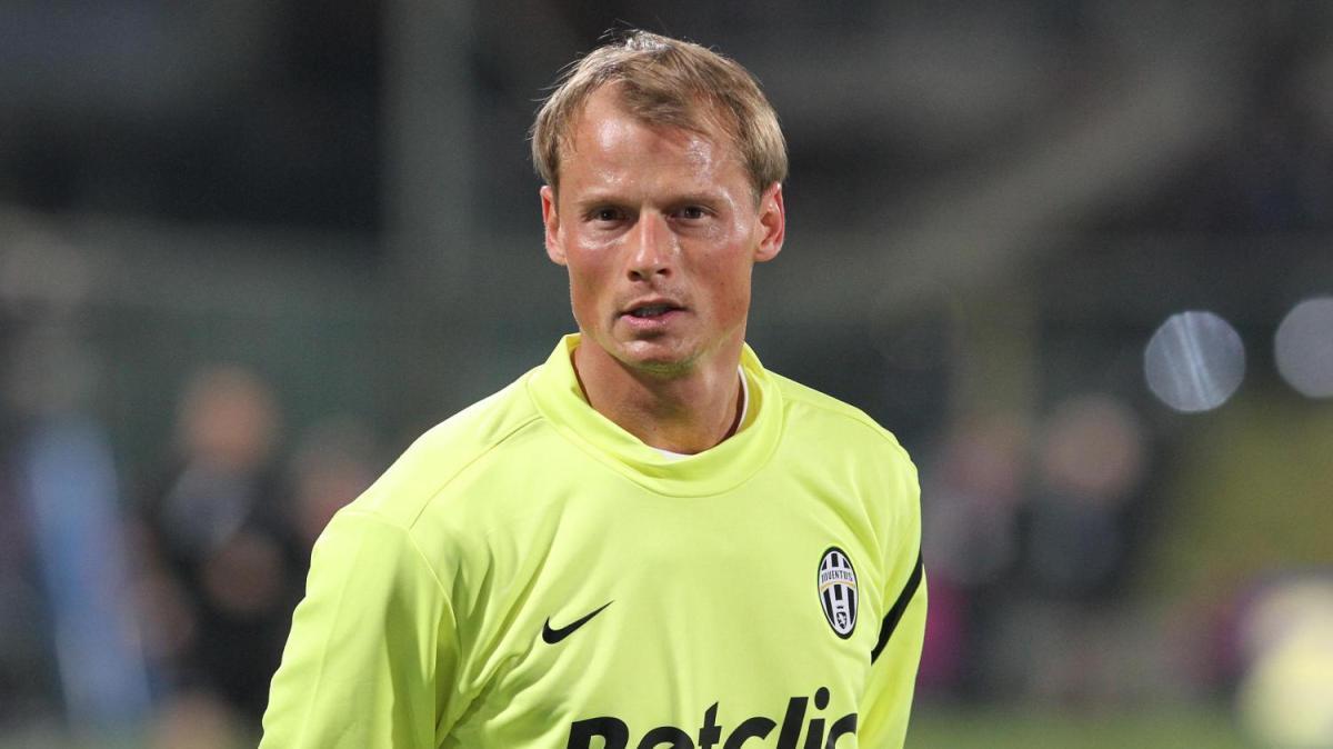 Tragedia nel mondo del calcio: è morto a 48 anni l'ex viola Alexander Manninger