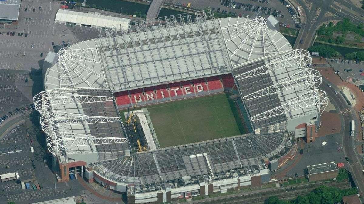 Il cuore di De Gea, il clima da gara vera e la caccia al primo gol inglese: la Viola vuole incantare nel "Teatro dei sogni"