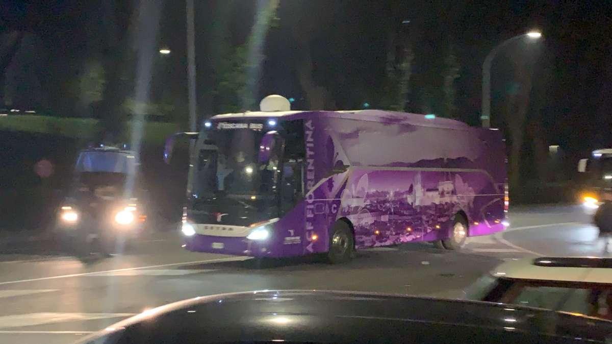 FOTO-VIDEO FV, Il pullman ACF lascia l'Olimpico
