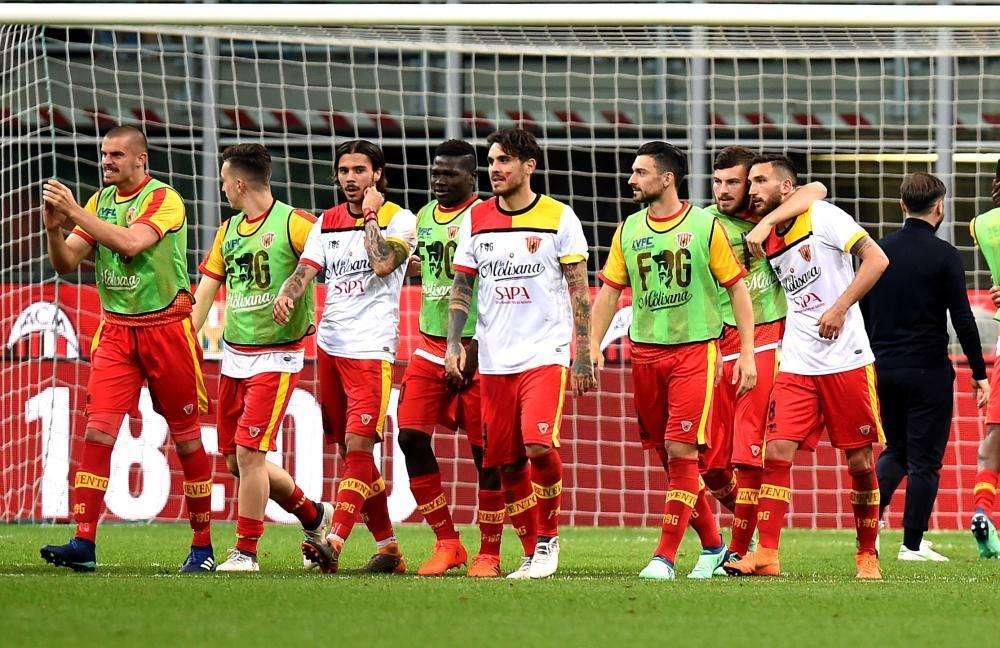 VIDEO, Milan-Benevento 0-1, Iemmello gela San Siro