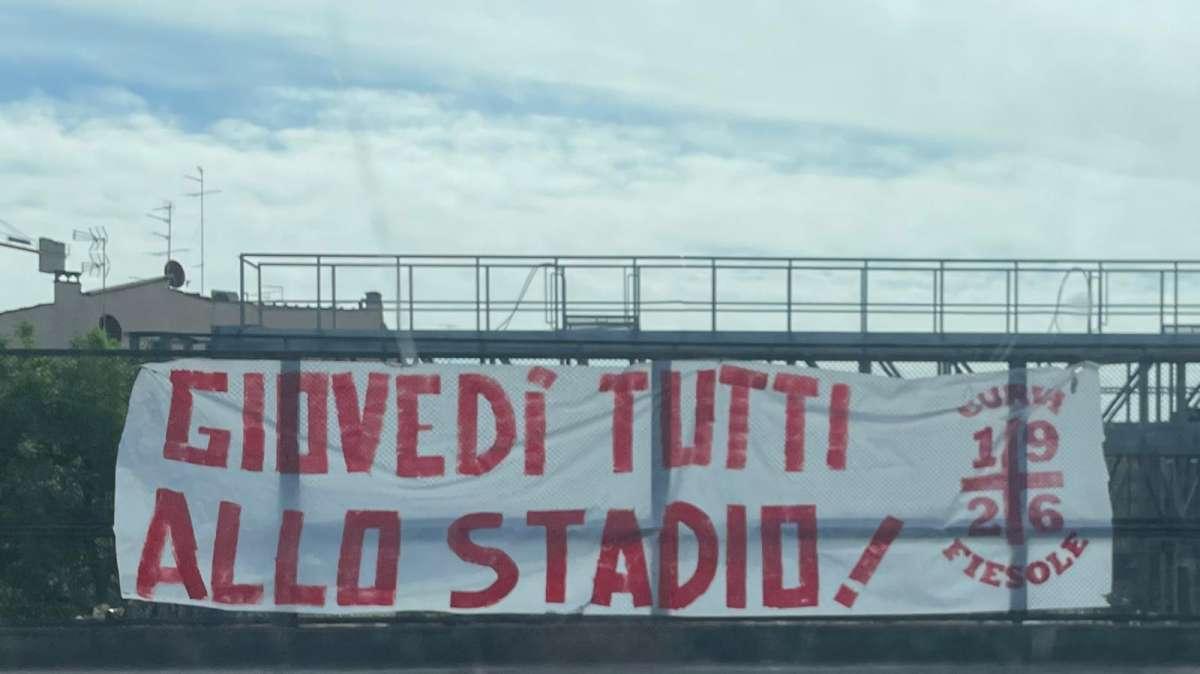 FOTO FV, "Giovedì tutti allo stadio" l'invito della curva