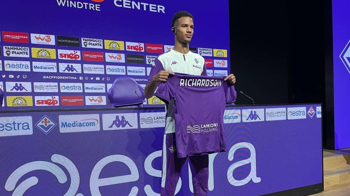 RICHARDSON, Il centrocampista subito in gruppo