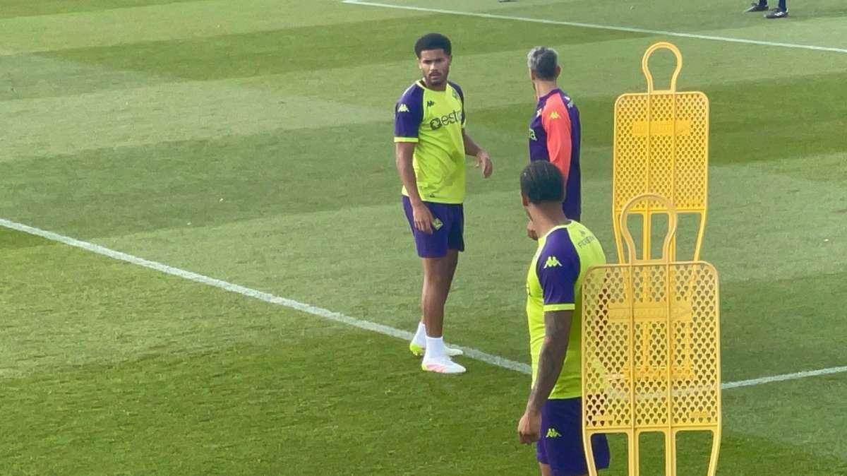 Primo allenamento di Sohm con tutto il gruppo: ecco le immagini dall'Inghilterra