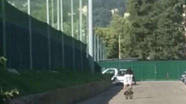 VIDEO FV, E Vargas arriva... in bicicletta