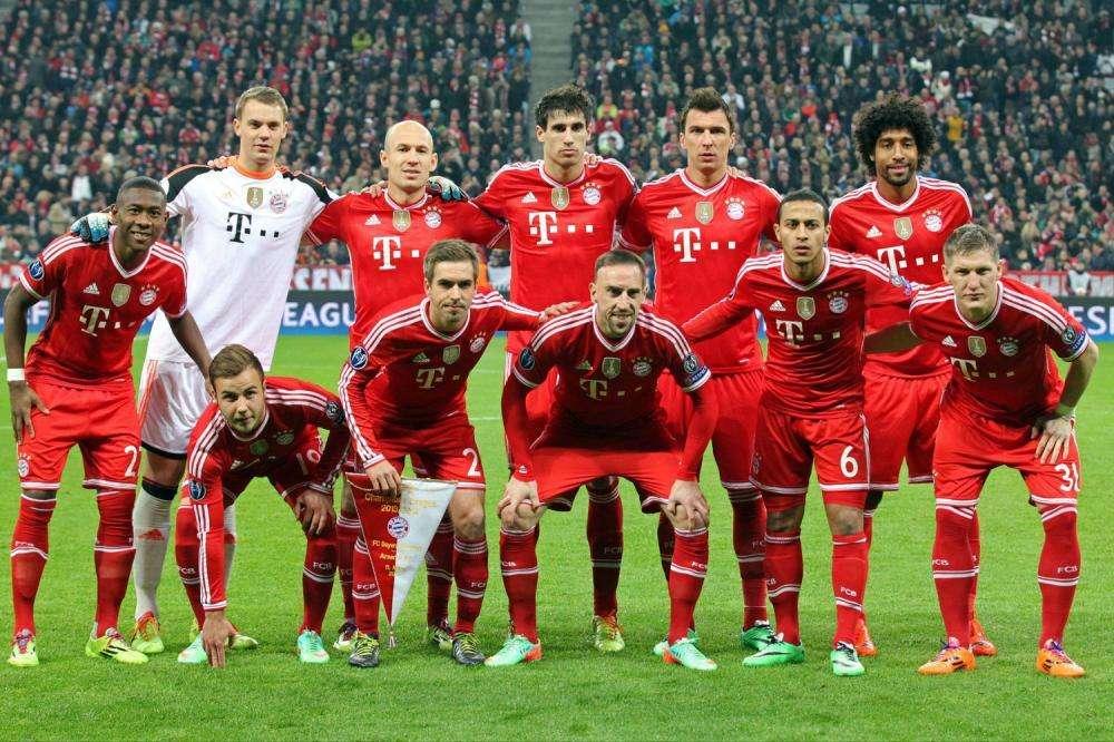 SOCIAL, Ribery commenta a Mandzukic: "Frero"