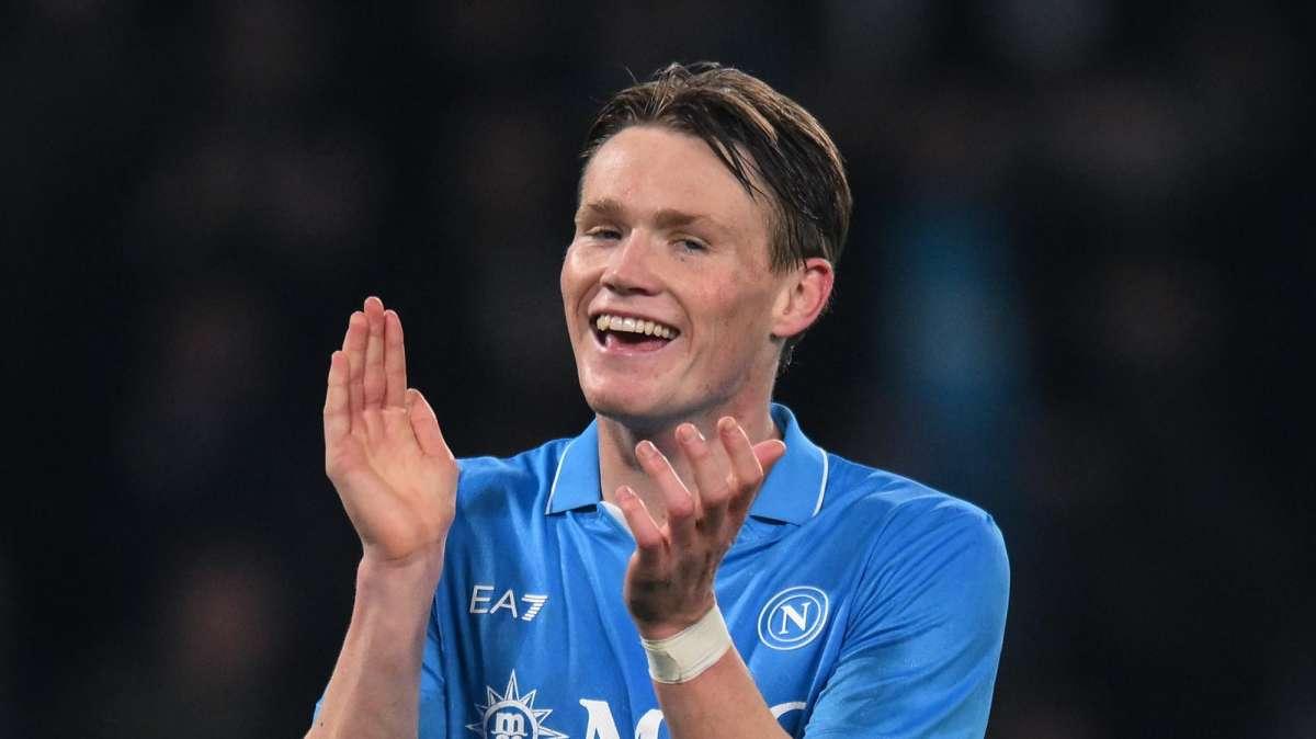 Doppio McTominay e Lukaku: il Napoli batte 3-0 l'Empoli e torna a -3 dall'Inter