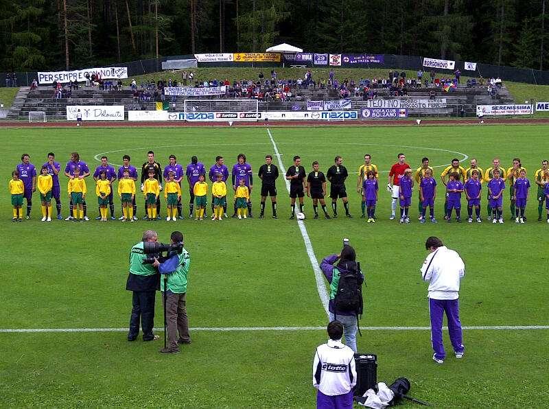 FIORENTINA-VAZZOLESE 14-0, JOVETIC PROTAGONISTA