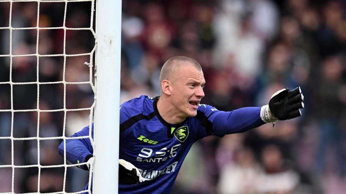 Via Martinelli, dentro Christensen: indosserà la maglia numero 53