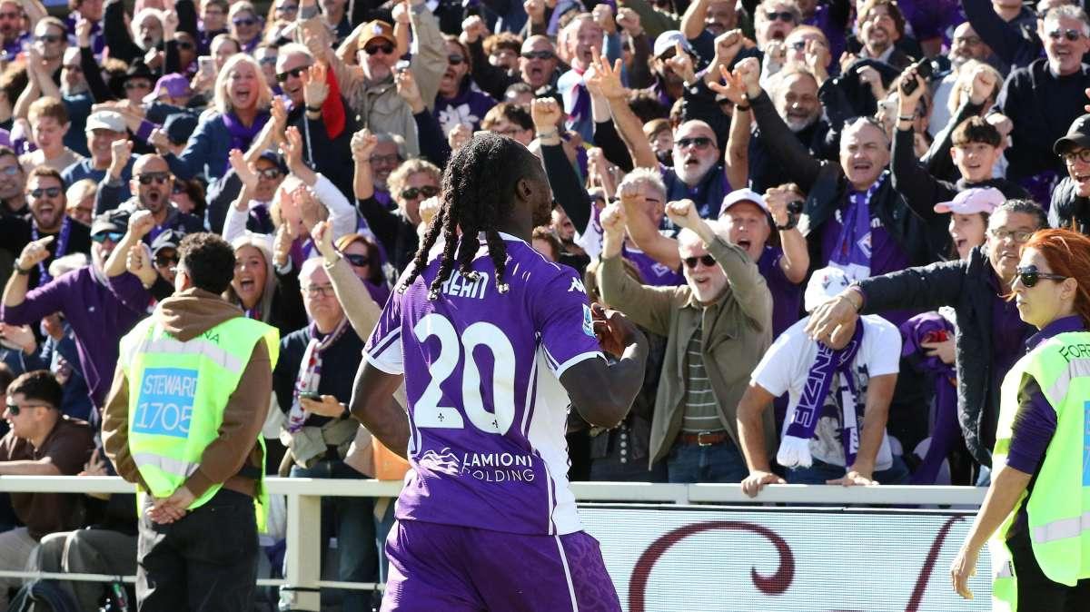 Kean sotto la lente d'ingrandimento: con Retegui in azzurro, in viola da solo (e in gol)