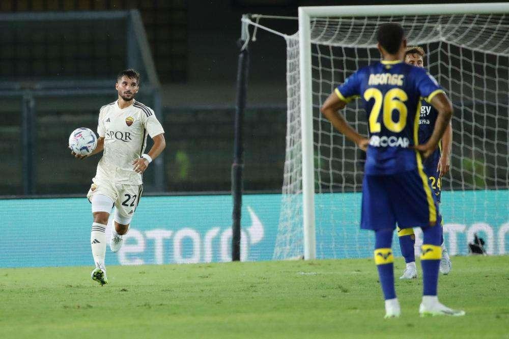 ROMA, Smalling e Pellegrini ancora fuori, recupera Aouar