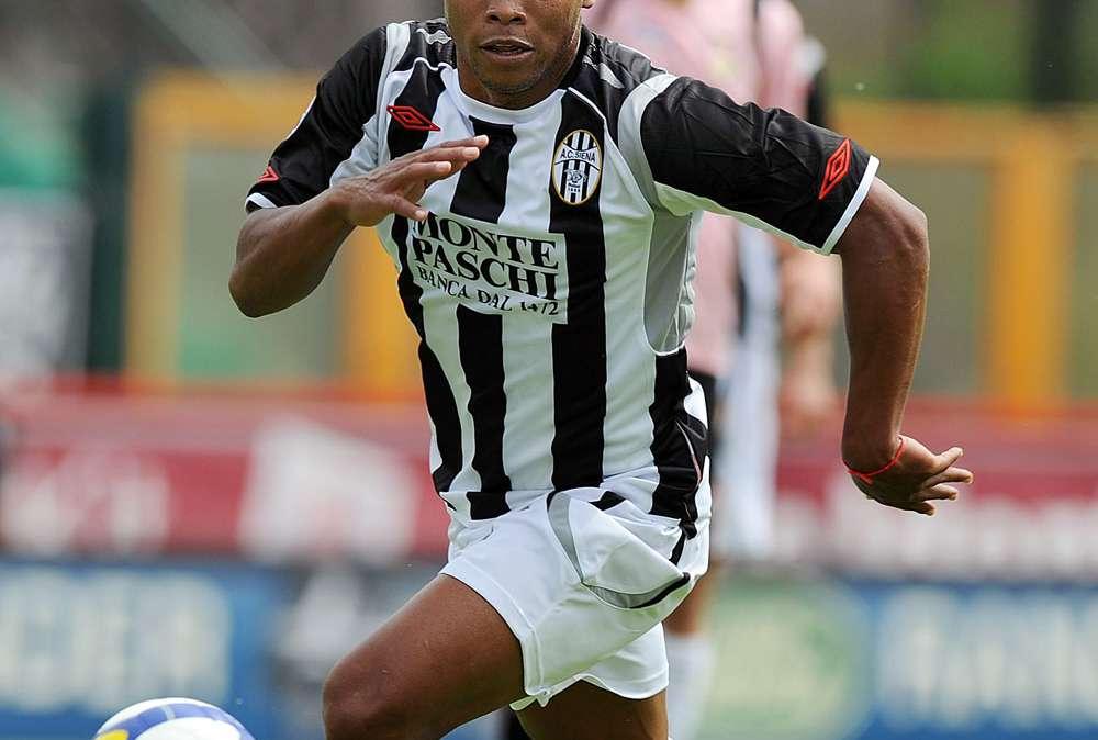 SIENA, E' asta per Zuniga, c'è anche la Fiorentina