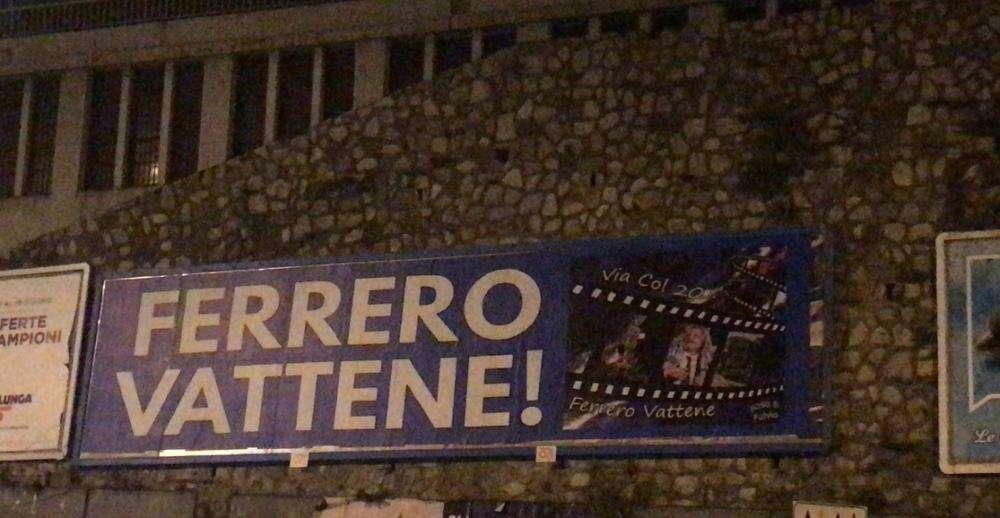 SAMP, 'Ferrero vattene': Genova piena di manifesti