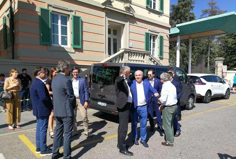 FOTO FV, Commisso in visita al Meyer