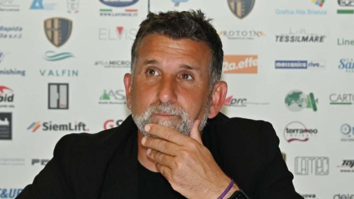 DE LA FUENTE, Questa Viola mi fa sognare: che cuore!