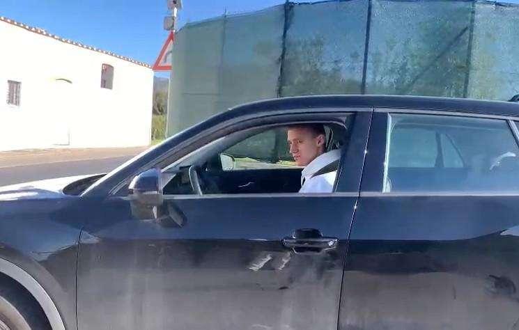 Ultime ore di mercato, Comuzzo esce dal Viola Park dopo l'allenamento: video
