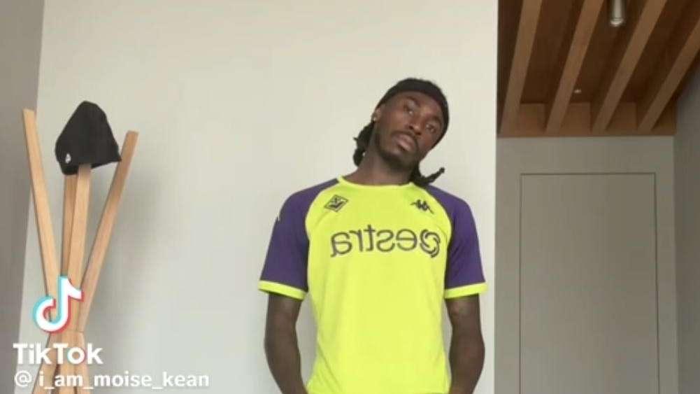 Il nuovo balletto di Moise Kean, il video della danza prima dell'allenamento