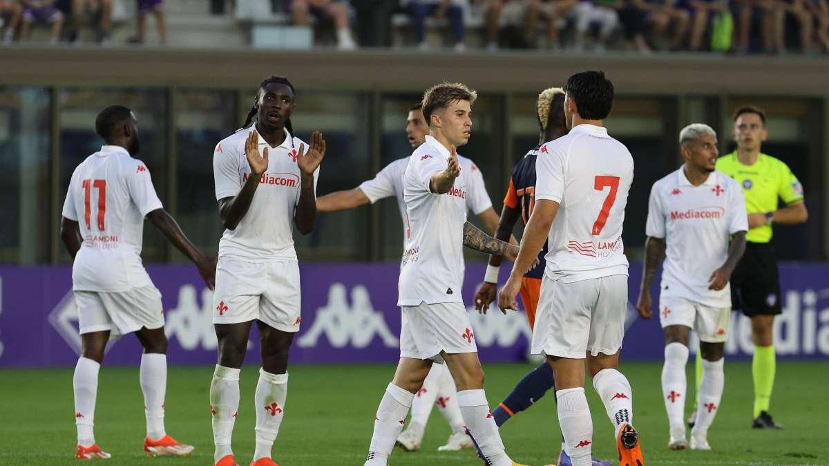 FOTO, La Fiorentina celebra la vittoria con alcuni scatti