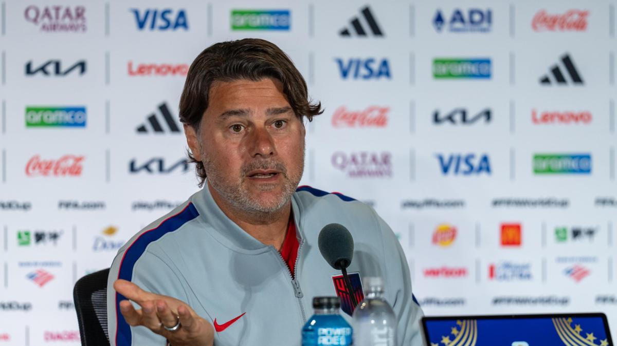 Pochettino: "Al Chelsea di Conte va revocato il titolo nel 2016/17"