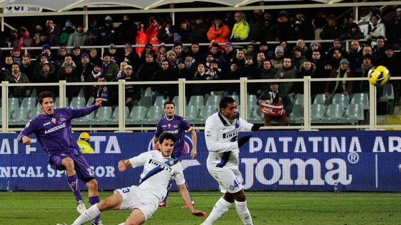 TLV, Ascolta il menestrello viola. Esclusiva con Luppi