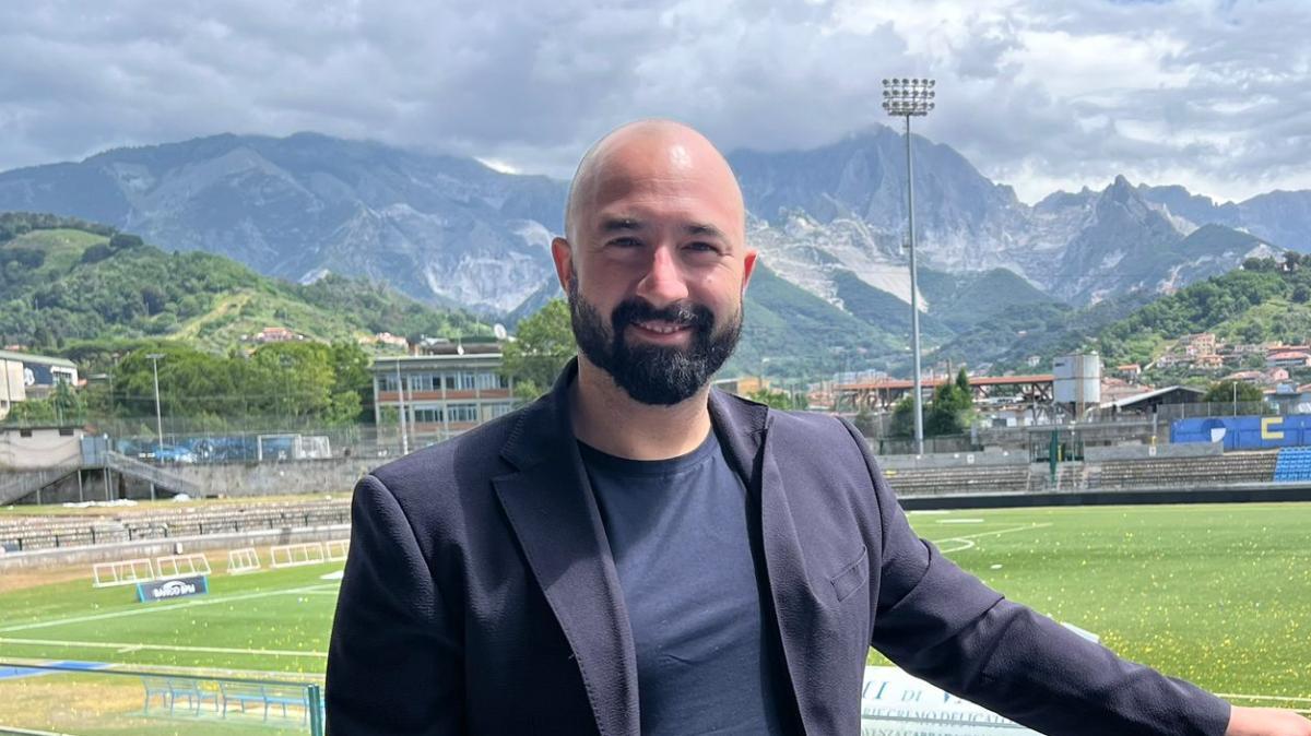 La Fiorentina non esiste: zero gioco e, soprattutto, zero punti. Paratici manda al macello Grosso (che ha tante colpe): ma perché non spiega come ha costruito questa squadra? 150 milioni e una rosa che fa acqua da tutte le parti