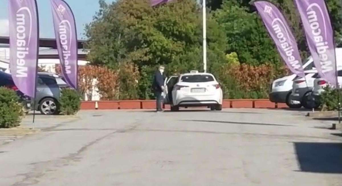 VIDEO FV, Pradè se ne va con le valigie dal cs