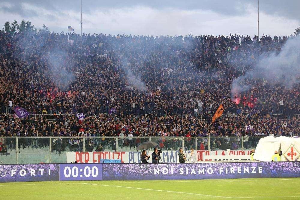 IL PRESENTE ALLE PORTE