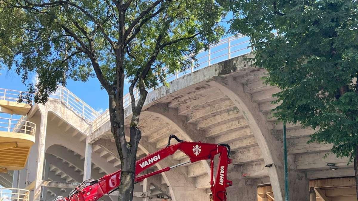 FOTO FV, Iniziati i primi lavori in Curva Fiesole