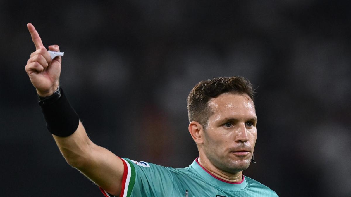 Roma-Fiorentina 3-0, anche Pellegrino finisce sul taccuino dell'arbitro