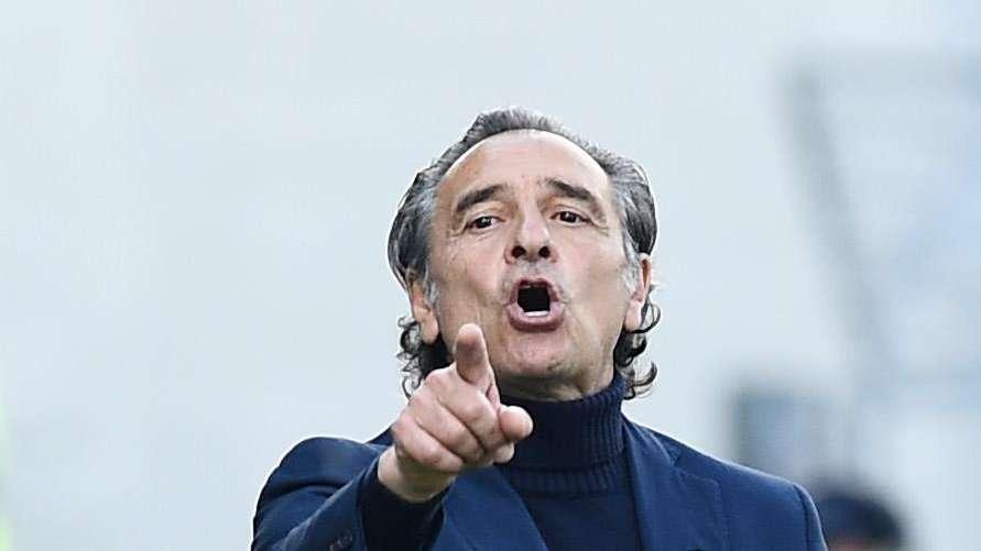 IN SEI ALL'ATTACCO