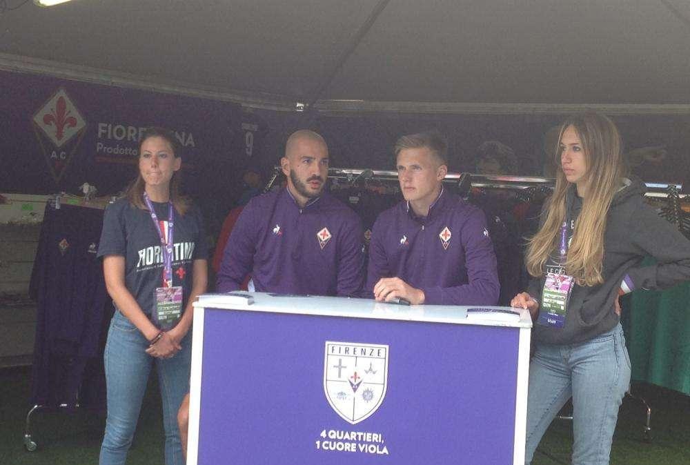 FOTO FV, Sapo e Graiciar firmano autografi a Moena
