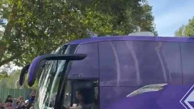 VIDEO FV, L'arrivo della Fiorentina allo stadio Meazza