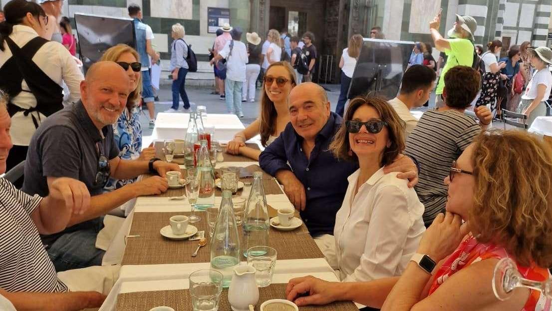 VIOLA, Giorno libero tra mare e famiglia. Commisso...