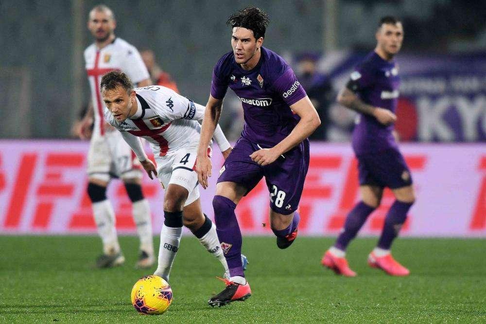 CLASSIFICA, Viola davanti al Napoli, Genoa ultimo