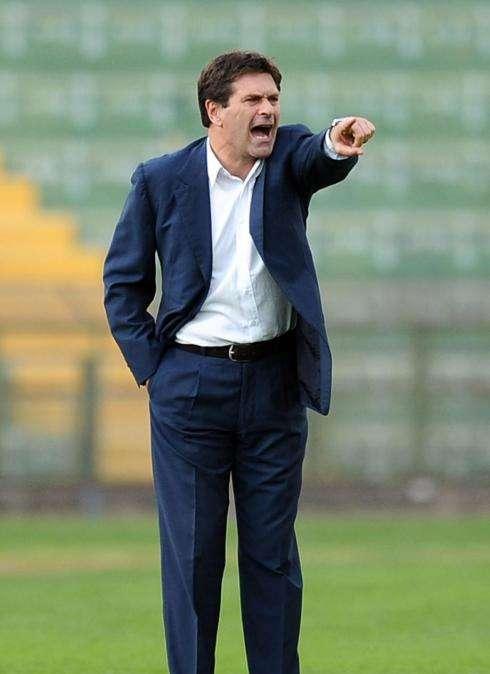 ORSI A FV, MANCIO EMPATICO, SOUSA DA TOP CLUB. BERNA...