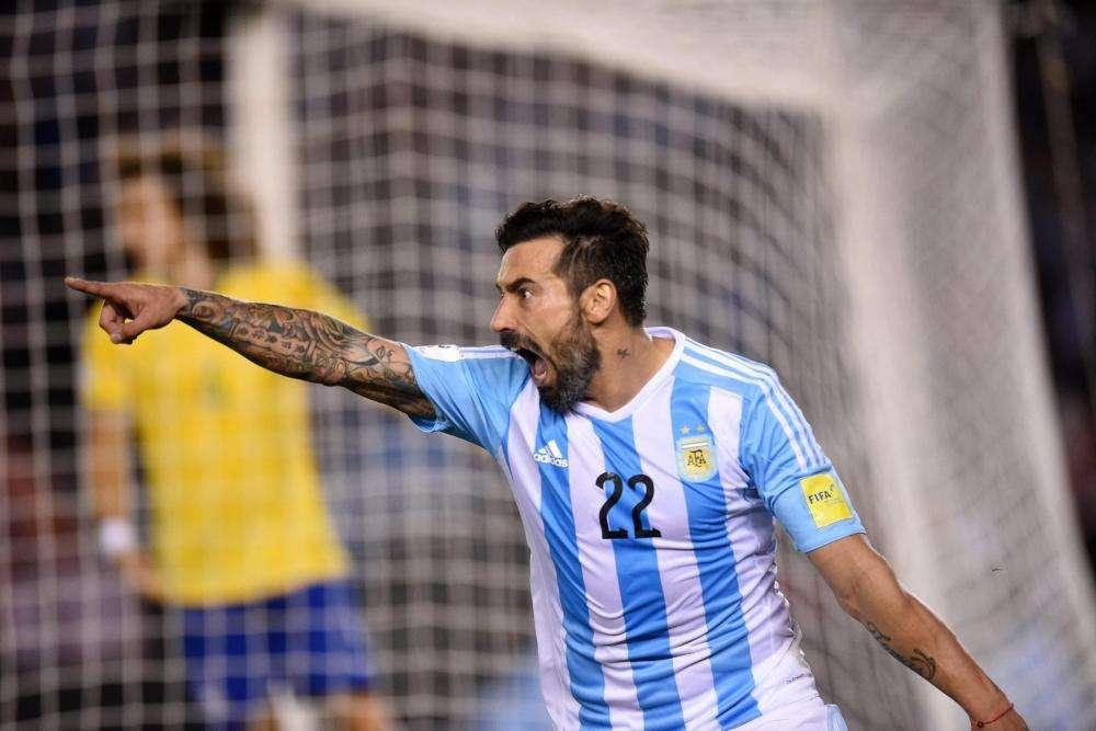 DALL'ARGENTINA, Lavezzi in clinica per salute mentale