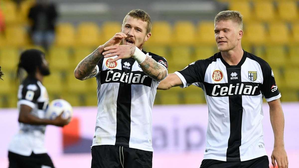SERIE A, Napoli vince, pari al Tardini: risultati delle 15