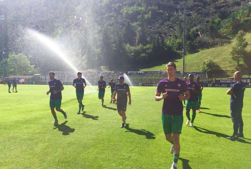VIDEO FV I primi 11 viola in campo per riscaldamento