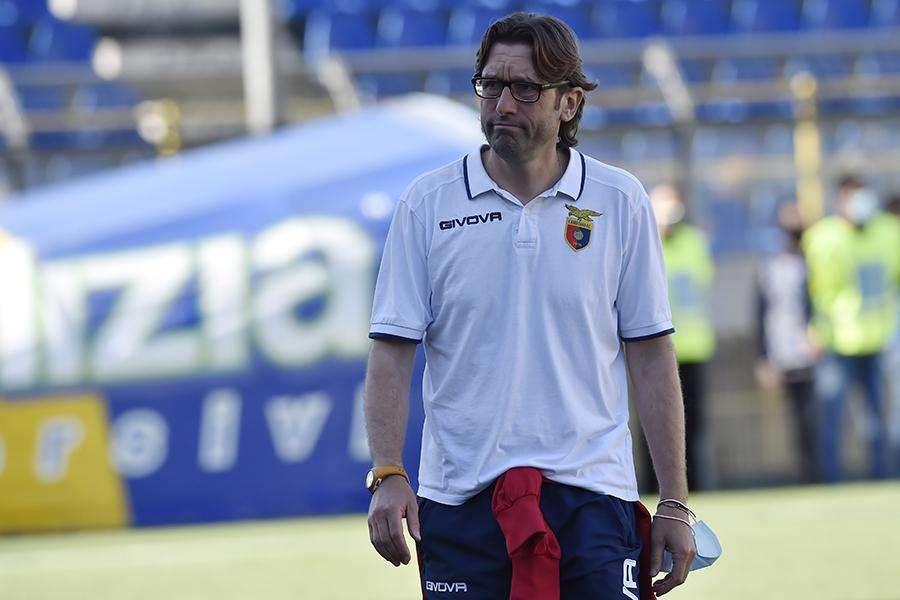 GUIDI, Italia abito ideale per Castrovilli. Sottil...