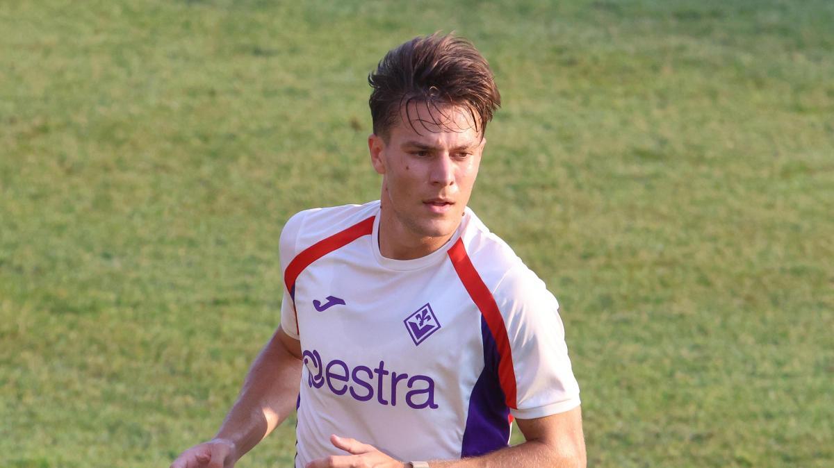 La Fiorentina aumenta i carichi di lavoro. Fagioli torna a fare il regista