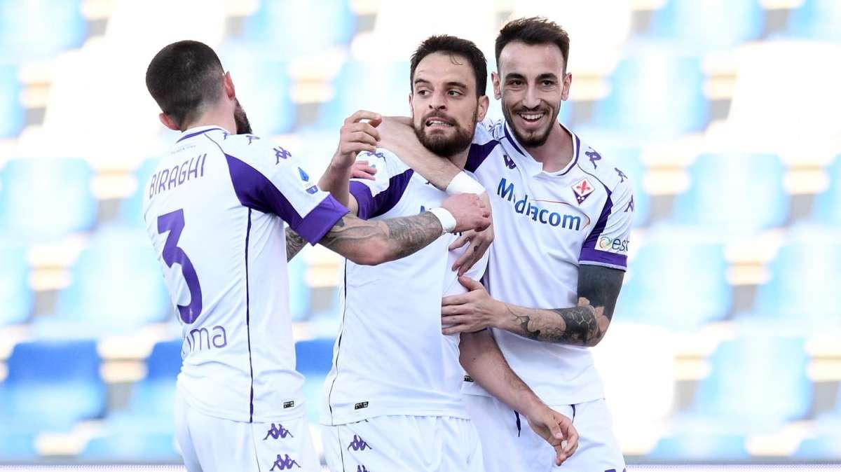 JACK CON CASTRO E TORREIRA, DAVANTI SONO 3 PER 2 MAGLIE